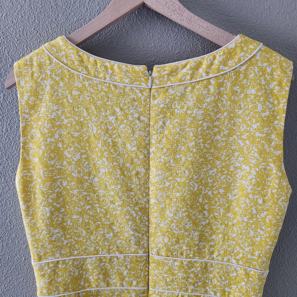 Tahari ASL Dress Size 14 Yellow Mod Embellished Beads Sleeveless Summer Work - Picture 6 of 11
